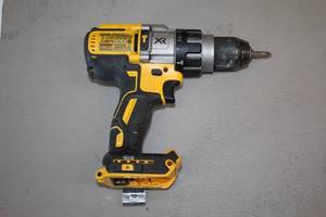lot 19 image: DeWalt 12 (13mm) 20V Hammerdrill  Drill Driver DCD996