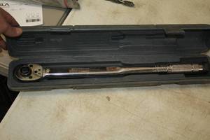lot 48 image: Performax Torque Wrench with Case