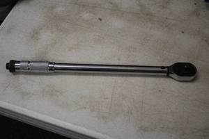 lot 47 image: Torque Wrench