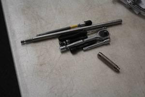 lot 49A image: 38-drive Ratchet and (7) Extensions