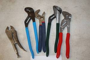 lot 58 image: (4) Assorted Channel Lock Pliers and (1) Locking Pliers