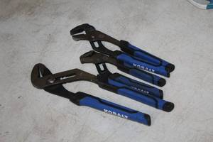 lot 55 image: Lot of (3) Kobalt Channel Lock Pliers