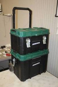lot 86 image: Masterforce Stacking Rolling Tool Box