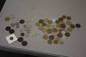 lot 110 image: Assorted International Collectible Coins - Costa Rica, 1927 Palestine, U.S.
