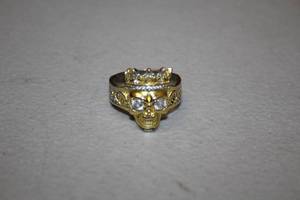 lot 101 image: Lot of (1) Gemstone Skull with Crown Ring