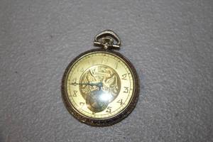 lot 88 image: Hampden Pocket Watch