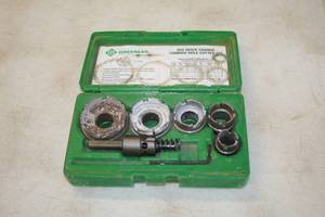 lot 76A image: Greenlee #655 Quick Change Hole Cutter Kit