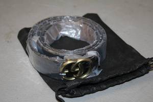 lot 154 image: GG Belt with Bag