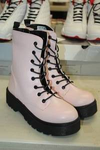 lot 179 image: Ragstock Size 10 Womens Boots (New)