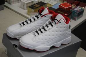 lot 172 image: Nike Air Jordan 13 Retro Size 9.5 Mens Shoes (New)