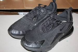 lot 196 image: Nike Air Size 11 Mens Shoes