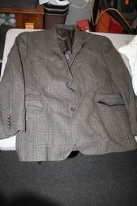 lot 208 image: Stafford Size 48 Regular Jacket