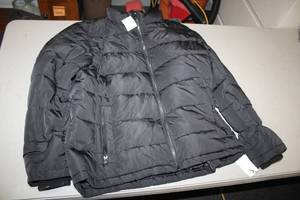 lot 204 image: Calvin Klein Size X-Large Jacket