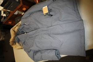 lot 203 image: The North Face Size X-Large Arctic Parka Coat