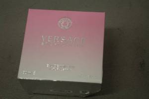 lot 216 image: Versace Bright Crystal 1.75-fl.oz Natural Spray