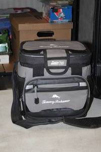 lot 256 image: Tony Bahama Zipperless Coldlok Cooler