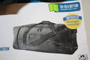 lot 268 image: Protg 32 Collapsible Rolling Dufflebag