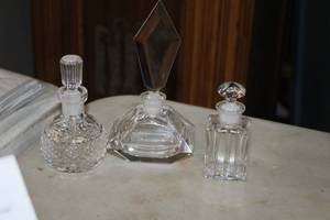 lot 348 image: Lot of (3) Assorted Clear Glass Perfume Bottles