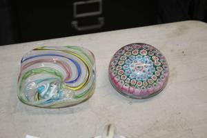 lot 331 image: Assorted Glass Dcor - Candy Dish with Candy, Globe
