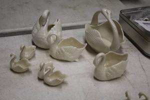 lot 326 image: Lot of (8) Assorted Collectors Decorative Swans