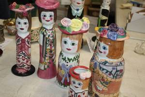 lot 323 image: Lot of (5) Assorted Bella Casa Vases and Cookie Jar by Susan Paley by Ganz - Joanna, Joyce, Bonnie, Judy, Nora