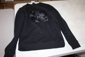 lot 357 image: H&M Size X-Small Sweatshirt