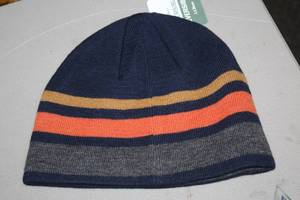 lot 393 image: L.L. Bean Stocking Cap  Reversible