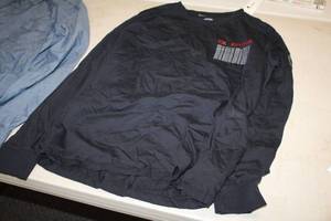 lot 379 image: Calvin Klein Size Large Long Sleeve Shirt