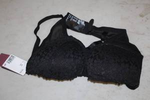 lot 396 image: H&M Size 36D Womens Bra