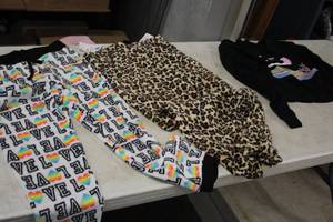 lot 418 image: Womens Plush Lounge Pants Size Large, Plush Lounge Pants Size XL and  Long Sleeve Shirt Large