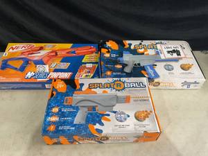 lot 362 image: LOT OF 3 Blaster Toys