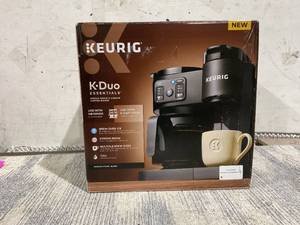 lot 141 image: Keurig K-Duo Essentials, Hot & Iced Single-Serve K-Cup Pod Coffee Maker & Carafe