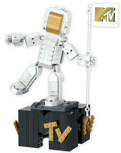 lot 386 image: 571PCS Brickcraft MTV Moon Person Brick Building Kit