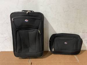 lot 611 image: 2PCS American Tourister Fieldbrook Softside Luggage Set