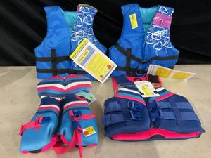lot 396 image: LOT OF 4 Life Jackets