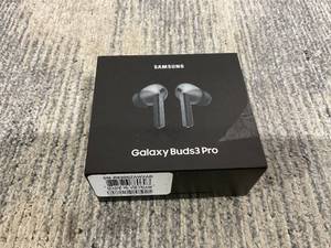 lot 91 image: Samsung Galaxy Buds3 Pro Bluetooth Earbuds with Charging Case, Silver