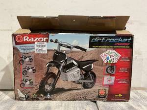 lot 96 image: Razor Dirt Rocket MX350 24V Electric-Powered Dirt Bike for Kids 13