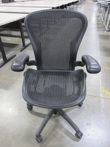 lot 2148 image: HERMAN MILLER AERON CHAIR