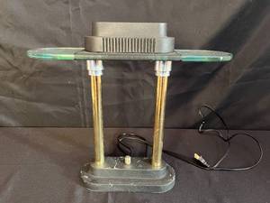 lot 189 image: Vintage 16-inch Art Deco Style Lamp with Glass Panels