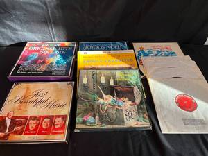 lot 195 image: Collection of Vintage Vinyl Records - Various Artists
