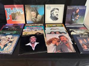 lot 206 image: Collection of Vintage Vinyl Records - Country and Pop Artists
