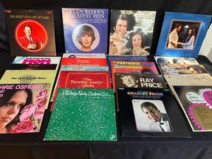 lot 225 image: Vintage Vinyl Record Collection - Variety of Artists