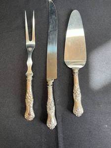 lot 250 image: Vintage Silver Plated Serving Utensil Set