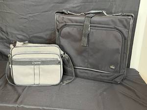lot 106 image: Samsonite and American Tourister Travel Bag Set