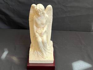 lot 129 image: Austin Garden Angel Sculpture on Wooden Base
