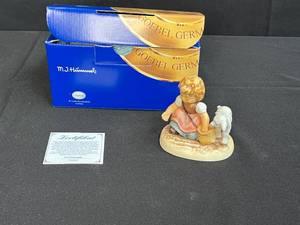 lot 146 image: M.I. Hummel Goebel Figurine Shepherd s Boy with Original Box