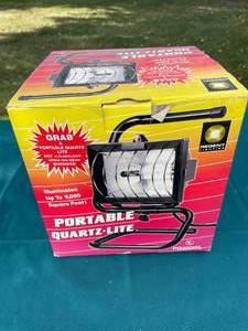 lot 21 image: Regent Portable Quartz-Lite PQ300WL