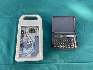 lot 23 image: SnakeDriver and Screwdriver Bit Set Combo