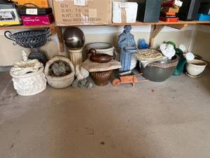 lot 37 image: Garden Decor Lot with Statues and Planters
