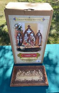 lot 74 image: Grandeur Noel Porcelain Nativity Set with Screen and Last Supper Plaque